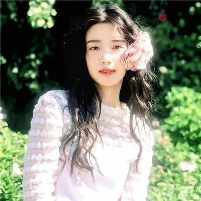 俏如彩蝶飞飞飞 海报